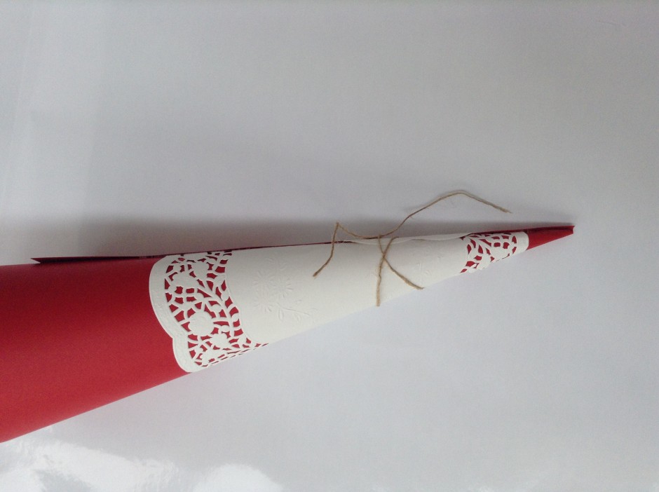 How to wrap flowers Cone wrapped flowers Bloom College